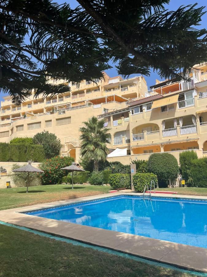 Room With Sea And Mountain Views Habitacion En Piso Compartido Para 1 O 2 Personas 贝纳尔马德纳 外观 照片